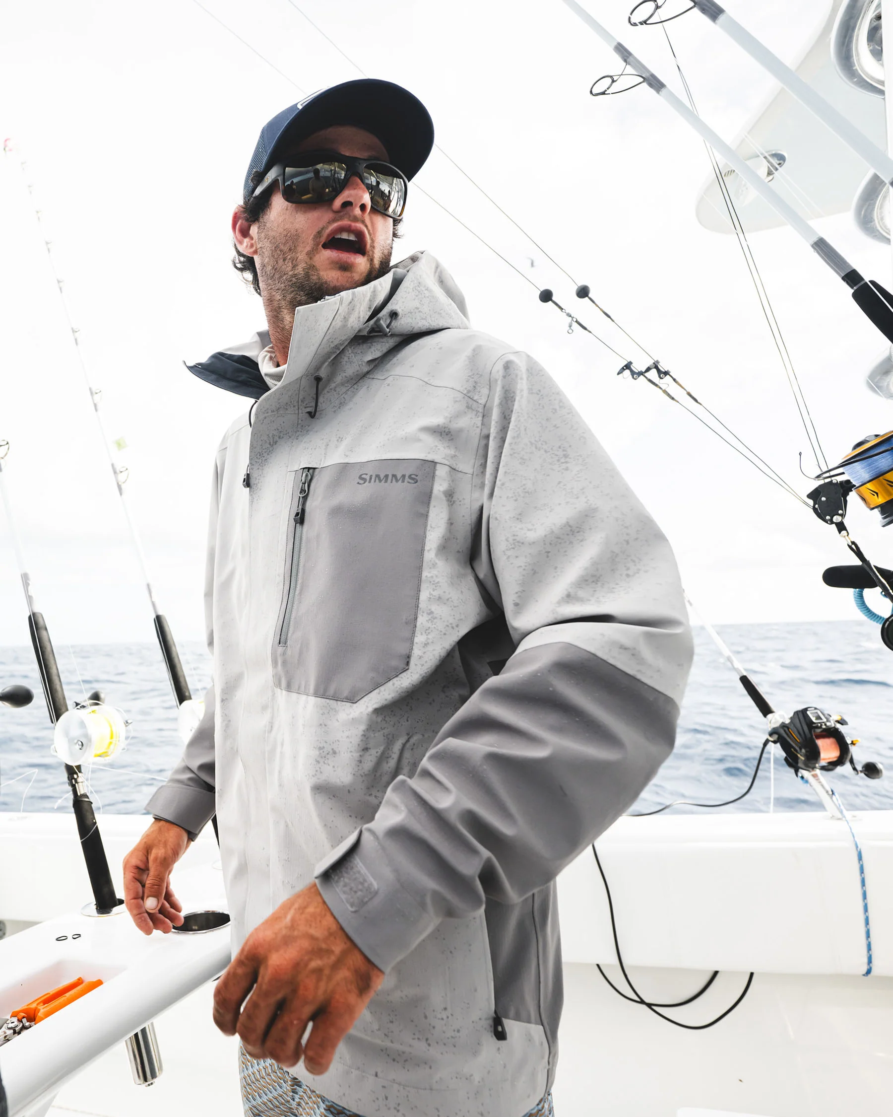 Men's Simms Challenger Fishing Jacket - Image 3